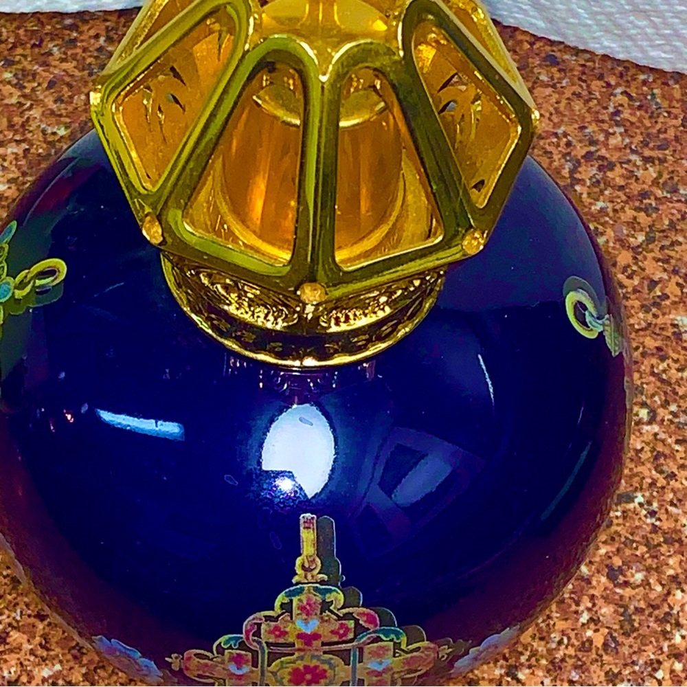 Authentic Lampe Berger - Blue Porcelain Catalytic Home Fragrance oil burner - Picture 4 of 10